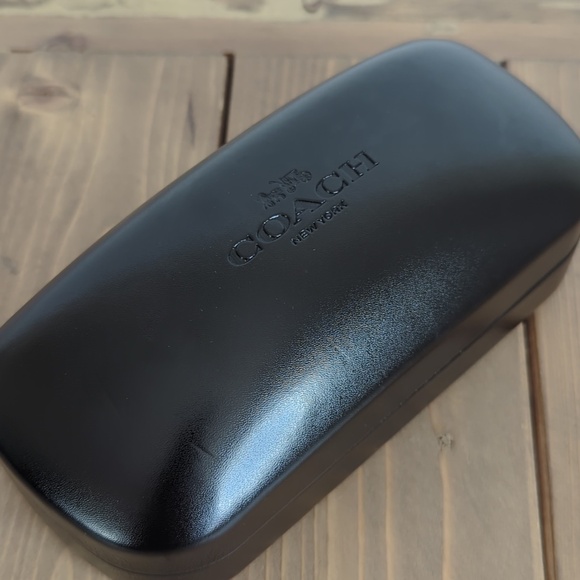 Coach Black Hard Shell Sunglass Case - Picture 2 of 6